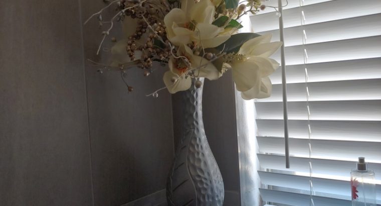 vase and flowers