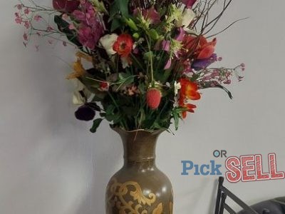 Vase with flowers