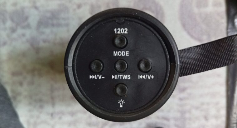 Prijenosni bežični zvučnik